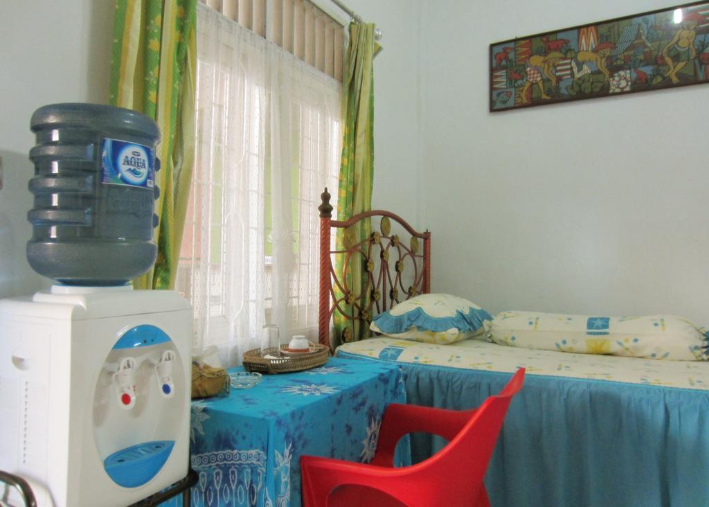 Griya 24 Homestay Medan Exteriör bild